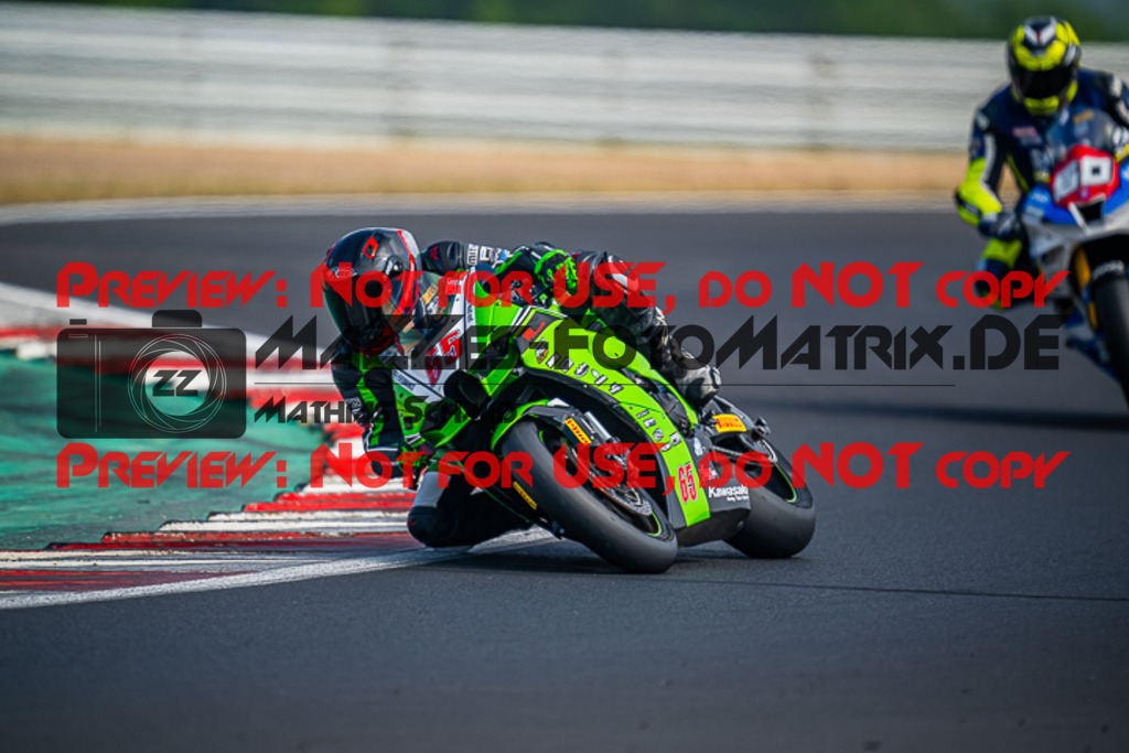 MaZZes_FotoMatrix_220626_6554 | PROSUPERSTOCK