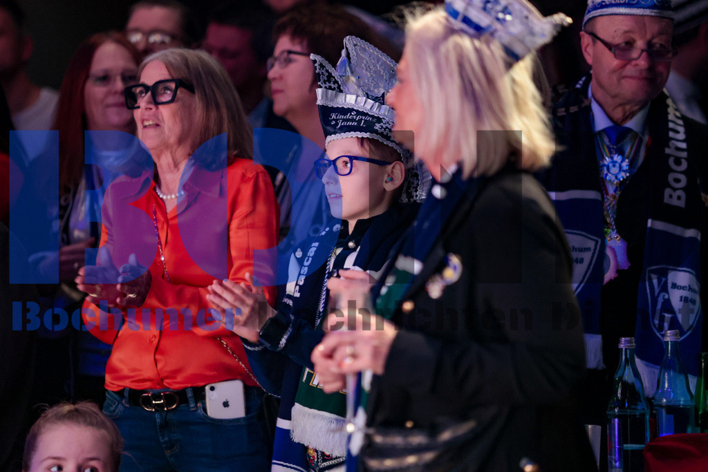 SES_GROBOKA20250208-103 | bond - Realisiert mit Pictrs.com