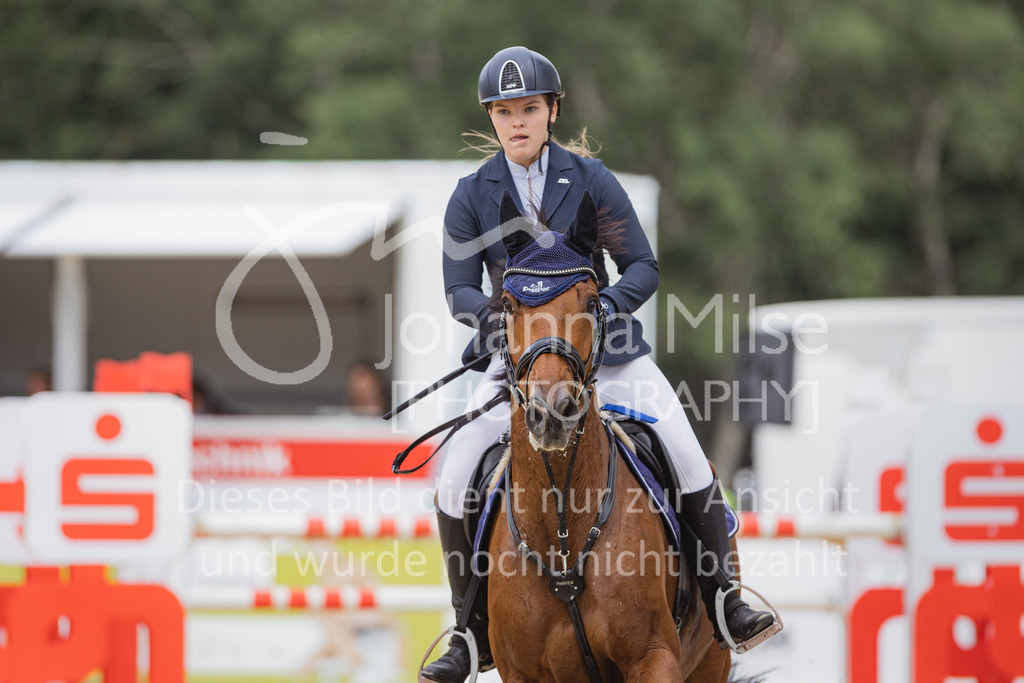 220729_BHO_GT_M2-Spr_1-253 | Deine schönsten Turniermomente als professionelle Fotos! Entdecke hochwertige Pferdesport-Fotografie im Online-Shop. Jetzt Fotos finden & bestellen!