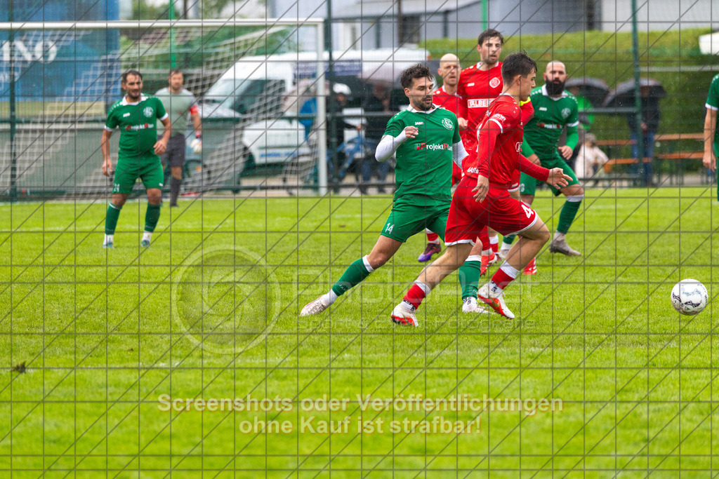 20261011_152015_0044_(c)_by_PhotoPeet | #,KSG Eislingen (grün) vs. 1.FC Donzdorf (rot), Fußball, Bezirksliga - Bezirk Neckar/Fils, 07. Spieltag, Saison 2026/2027, Rasensportplatz, Albstraße 69, 73054 Eislingen, 11.10.2026 - 15:00 Uhr,Foto: PhotoPeet / Sport- &amp; Eventfotografie / Peter Harich