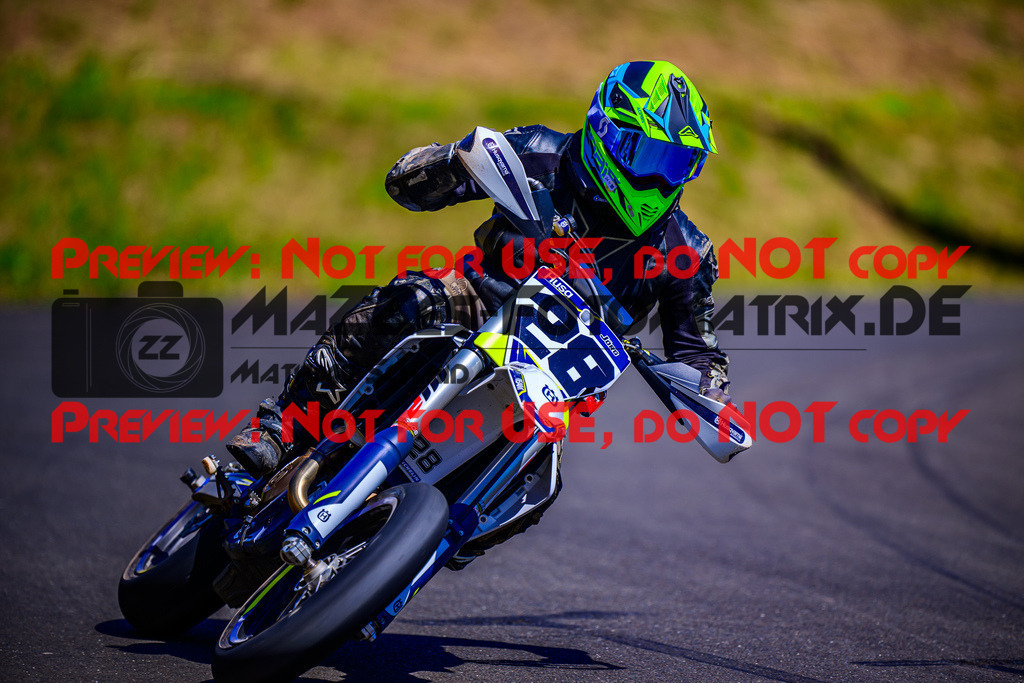 MaZZes_FotoMatrix_240816_6007705_8775 | UE40