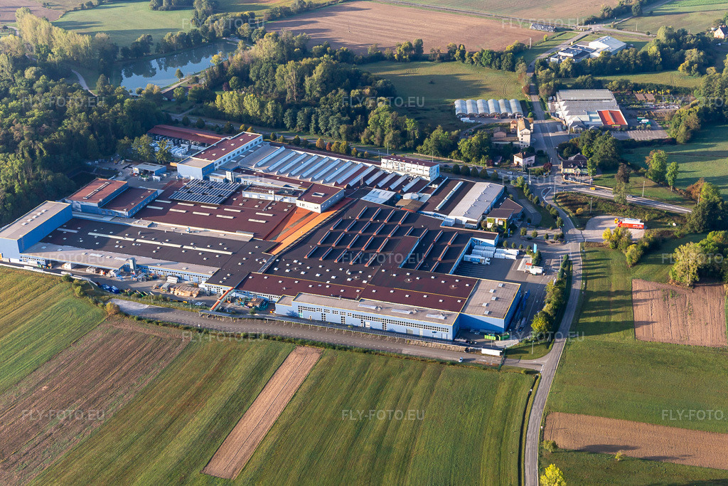 Vue aérienne: TRYBA Haguenau (Gundershoffen) à Gundershoffen dans le département Bas Rhin, France. Photo: IMG_139195.jpg prise le 01/10/2023 par Werner Riehm/FLY-FOTO.eu – Résolution de l'original: 5472 x 3648 px – TRYBA, votre concepteur, fabricant, installateur français de menuiserie sur mesure | TRYBA