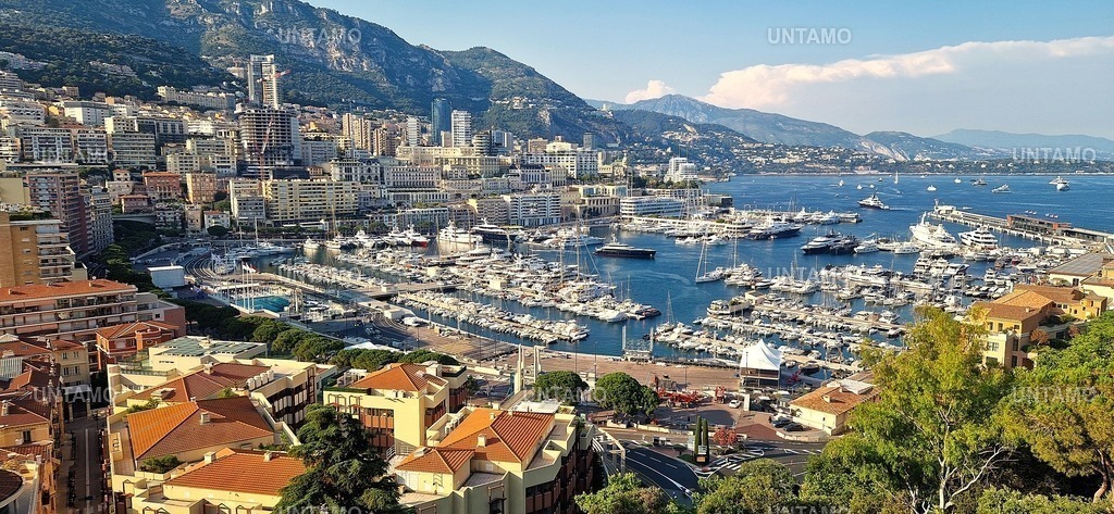 Monaco Port | untamo - Realisiert mit Pictrs.com