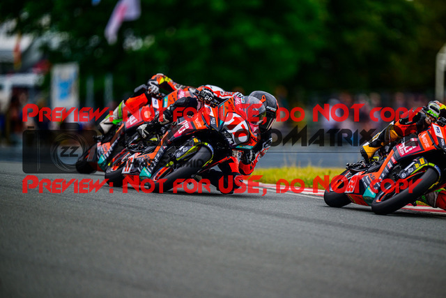 MaZZes_FotoMatrix_240727_6007705_1916 | SSP300