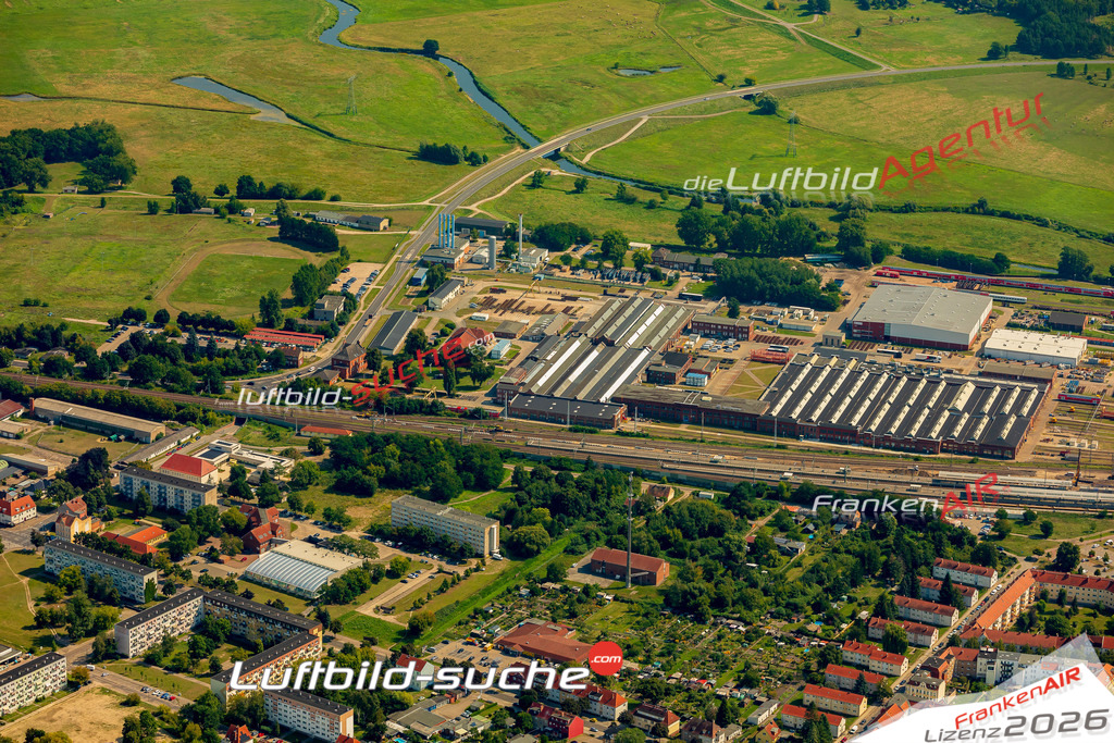 DBahn Wittenberge Bild- Das Luftbild wurde 2025 vom UL-Flugzeug heraus erstellt ( keine Drohne bzw. Drohnenaufnahme ) - Hochauflösende Luftaufnahme -Nicht vergleichbar mit Google Maps oder Satelittenbilder- Die Geschenkidee !Mit Lizenz und Bildrechte bestellbar - CC