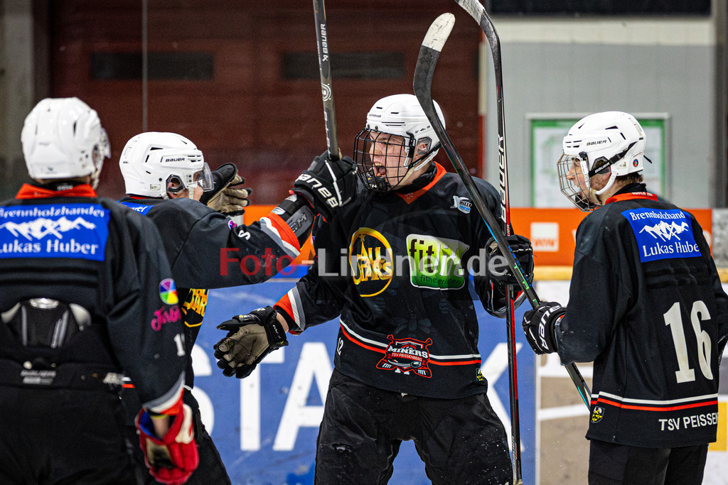 R31_7920-Verbessert-RR | Shop für Sportfotografie, Bilddatenbank, Pressefotografie, Fußball, Eishockey, Aktionsfotos