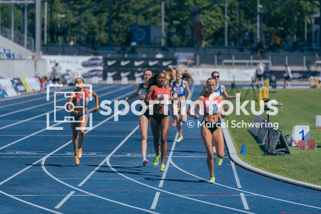 DM U23 U18 Bochum 2026 | Das 800m Halbfinale der wU23 bei den Deutschen Meisterschaften der U18 &amp; U23 2026 im Lohrheidestadion in Bochum-Wattenscheid. - Realisiert mit Pictrs.com