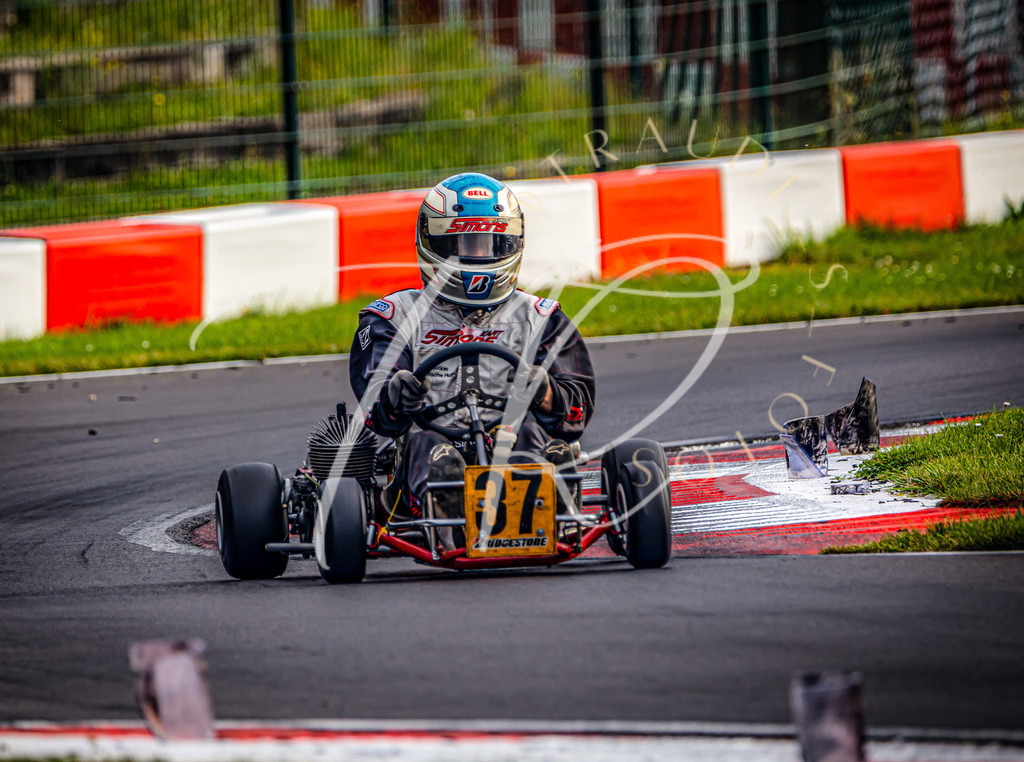 293D7C6B-FD18-4EF1-A569-63DB5E4B45E4 | traudl_s_fotos