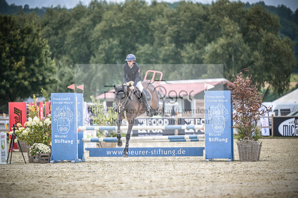DOS_0638 | Entdecke hochwertige Reitturnierfotos von Foto Oger. Professionell, emotional und authentisch – jetzt Lieblingsmomente im Shop bestellen.Deutschlandweite Turnierfotografie. - Realisiert mit Pictrs.com