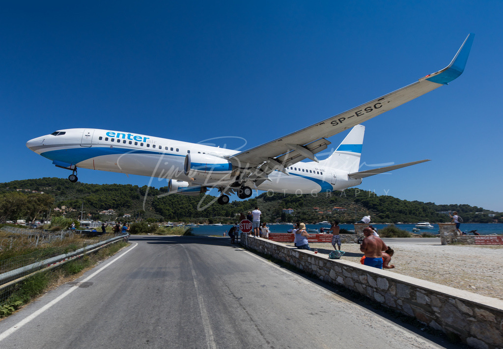 101 | Buy high-quality aviation and travel photography prints by professional photographer Timo Breidenstein. Authentic images, professionally printed, worldwide shipping. - Realisiert mit Pictrs.com