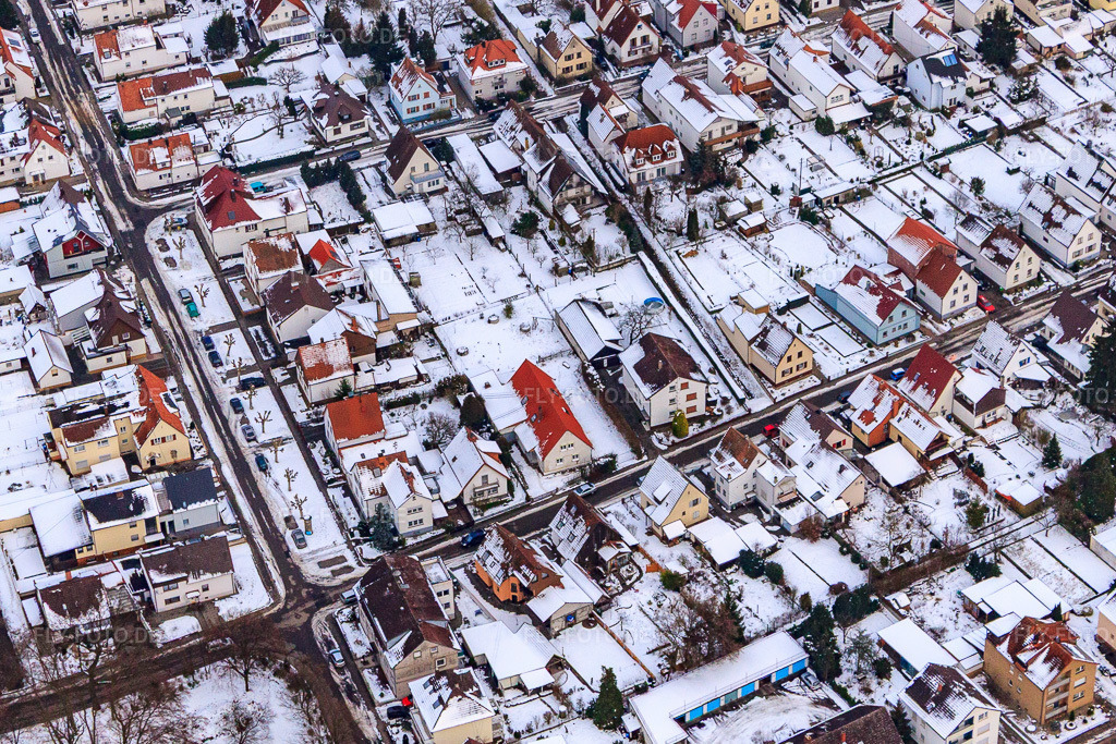 Luftbild: Siedlung Gartenstadt Im Winter bei Schnee in Kandel im Bundesland Rheinland-Pfalz in Deutschland. Foto: IMG_23507.jpg vom 16.01.2010 durch Werner Riehm/FLY-FOTO.de