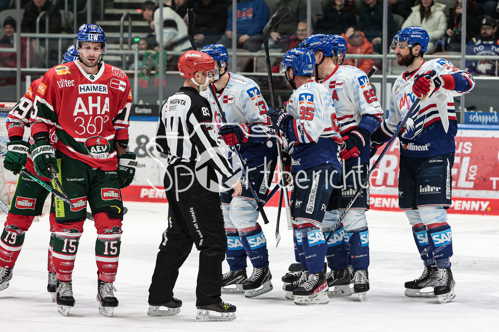 Augsburger Panther - Adler Mannheim | Ausgleich fuer Mannheim - Torschuetz zum 4-4 war Stefan LOIBL (MAN #13)