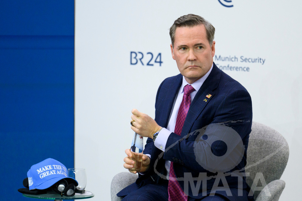 _DWA4862 | MATA IndoCon - Realisiert mit Pictrs.com