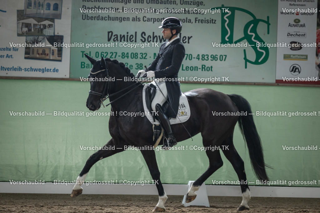 _D5A5115 | Emotionale Pferde- & People-Fotografie rund um Heidelberg, Leimen & Umgebung. Natürliche Fotos von Pferd, Mensch & Familie. Jetzt Termin sichern!