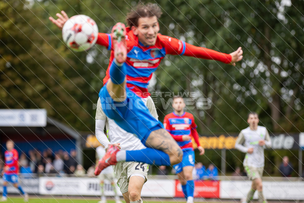 20250921_Picselweb-Fotografie_Meta_1R3_1770 | SV Drochtersen Assel - Werder Bremen II 3:2 - Realisiert mit Pictrs.com