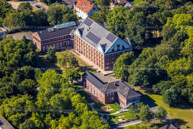 Gelsenkirchen220801379 | Luftbild, Neues Pumpwerk-Gebäude der Emschergenossenschaft nahe der Sutumer Brücken auf der Schleuseninsel zwischen Rhein-Herne-Kanal und Fluss Emscher, Schalke-Nord in Gelsenkirchen, Ruhrgebiet, Nordrhein-Westfalen, Deutschland