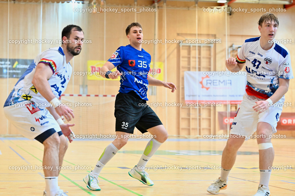 SC Ferlach vs. ALPA HC Hard | #22 BABIC Dejan HC Hard, 35 JURANIC Jura Egon SC Ferlach, #47 FRITSCH Lukas HC Hard, SC Ferlach vs. ALPA HC Hard, SC Ferlach vs. ALPA HC Hard am 30.04.2024 in Ferlach (Ballspielhalle Ferlach), Austria, (Photo by Bernd Stefan)