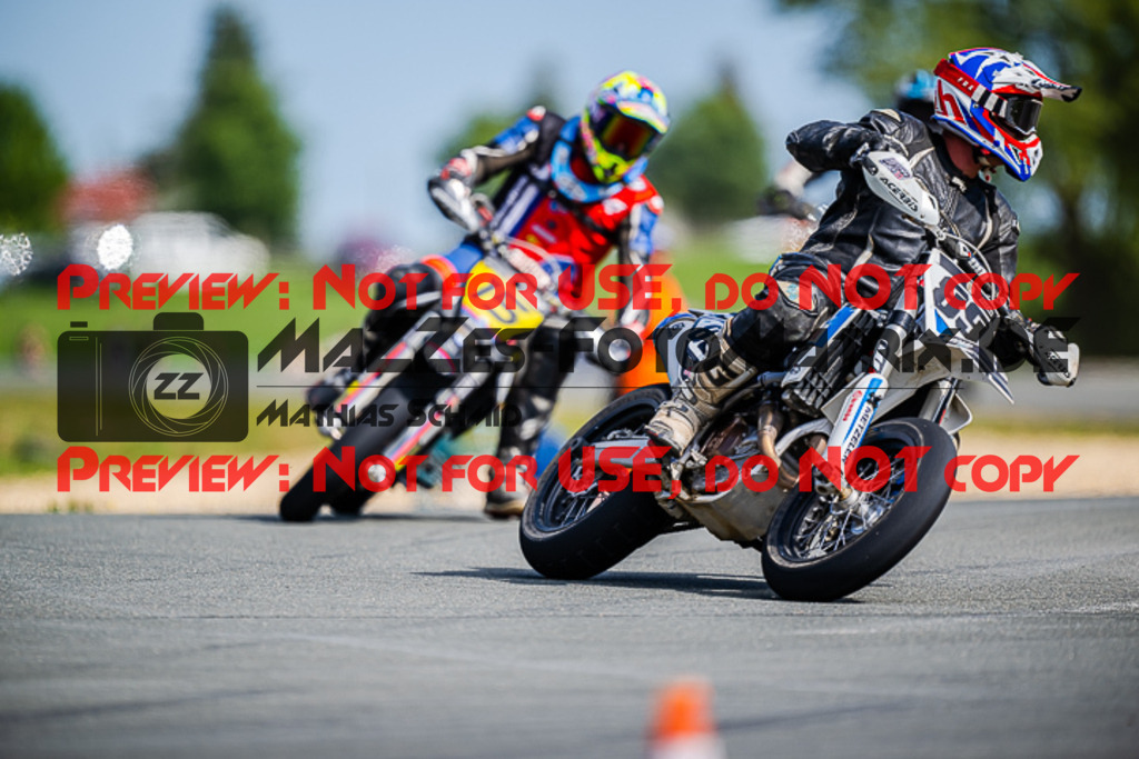 MaZZes_FotoMatrix_220903_3460 | UE40