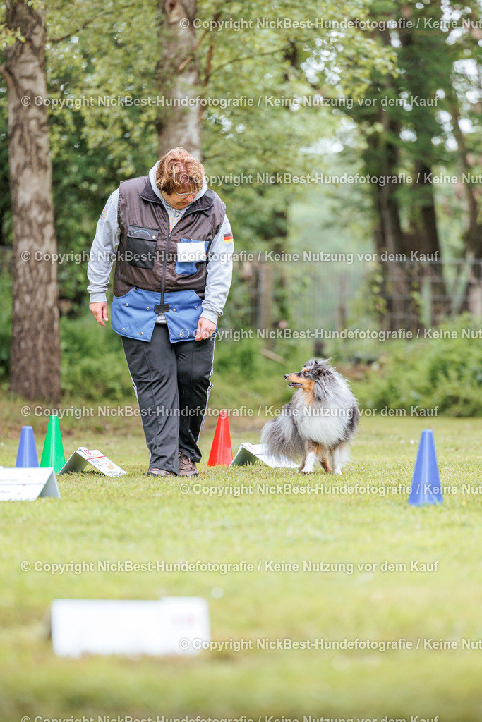 RO-Blumenthal-2026-Nickbest-Hundefotografie-4787 | Dein Hund! Dein Moment! Deine Erinnerungen! Hundefotografie in Bremen Blumenthal. Ich fange die besonderen Momente deines Vierbeiners ein – ob Indoor mit Blitzanlage oder in der freien Natur. Sicher dir dein Moment und dein Termin für eure Erinnerungen.