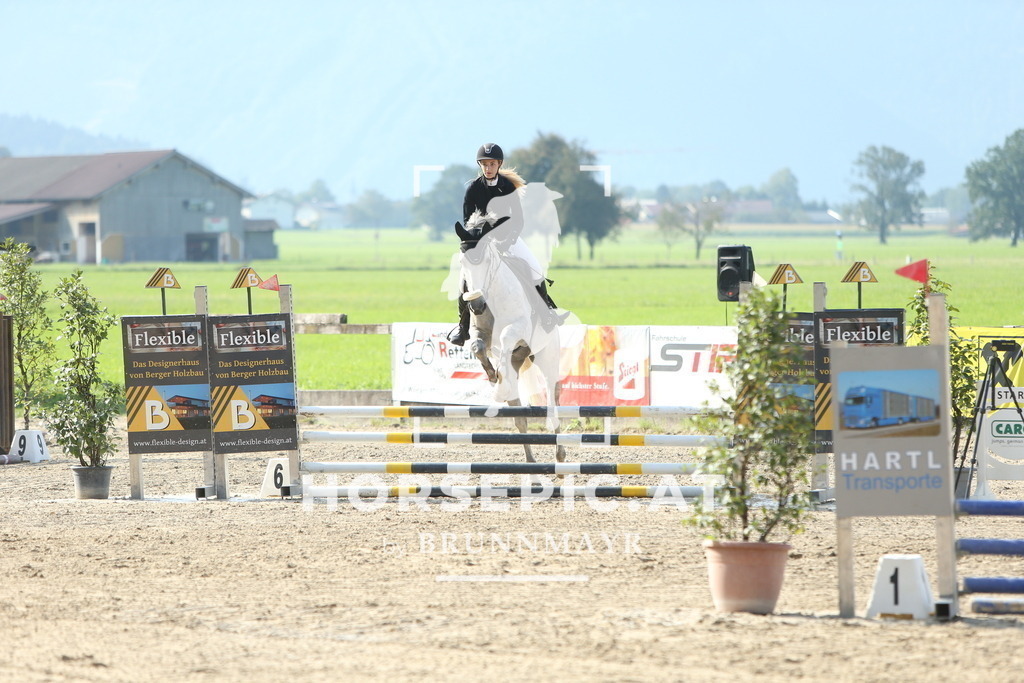 DL2Q1810 | Willkommen bei Brunnmayr - Design & Fotografie – Ihrem Spezialisten für Reitturniere und Pferdeveranstaltungen in Oberösterreich, Salzburg und Bayern! Seit über 17 Jahren sind wir leidenschaftlich dabei.