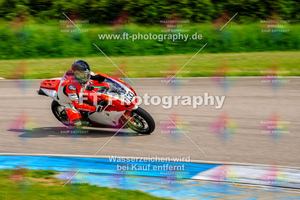 MotoTeam-9247 | Hier findet Ihr Bilder von Touristenfahrten auf der Nürburgring Nordschleife oder von anderen Veranstaltungen die ich besucht habe. Viel Spass beim Durch Schauen 