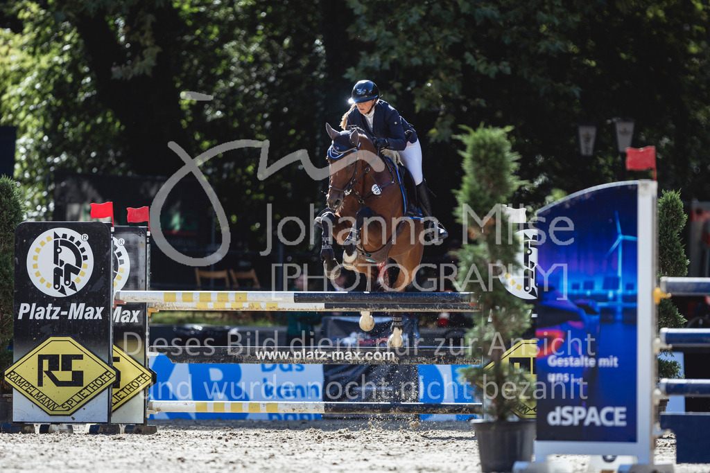 240912_OWLCh_AmateurM-443 | Deine schönsten Turniermomente als professionelle Fotos! Entdecke hochwertige Pferdesport-Fotografie im Online-Shop. Jetzt Fotos finden & bestellen!