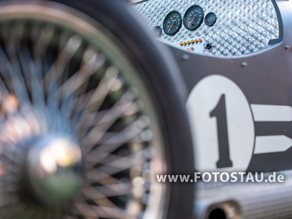 20250928-00204 | Quakenbrück 2025 Oldtimer und Youngtimer Treffen - Realisiert mit Pictrs.com