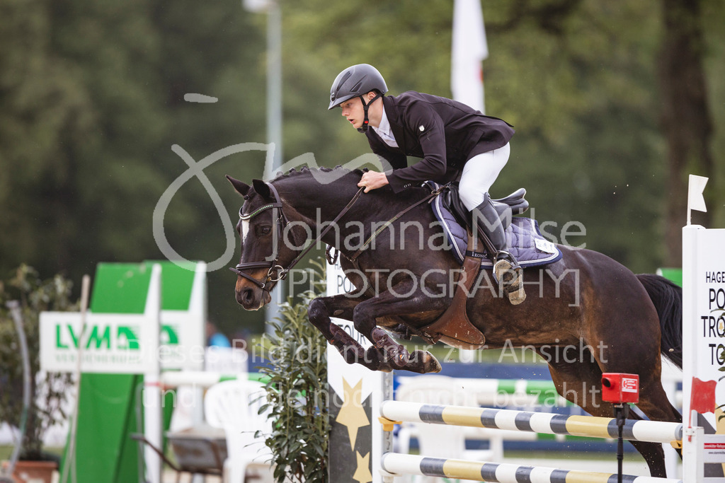 240504_PonyTrophy-138 | Deine schönsten Turniermomente als professionelle Fotos! Entdecke hochwertige Pferdesport-Fotografie im Online-Shop. Jetzt Fotos finden & bestellen!
