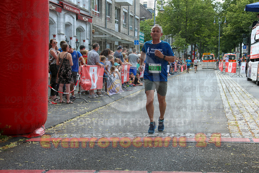220625_1659_EX1_5690 | Sportfotografie im Rhein-Sieg Kreis, Köln, Bonn, NRW, Rheinland Pfalz, Hessen, etc. Unser Tätigkeitsfeld umfasst den Laufsport vom Volkslauf über den Marathon, Duathlon, Triathon bis zum Ultralauf wie Kölnpfad Ultra oder Schindertrail.