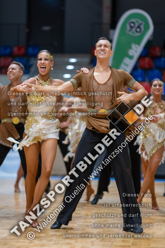 20260328-01964 | Hier finden Sie Tanz Bilder vom Latein und Standard Formationen tanzen. Sportbilder vom Tanzsport. Schöne Fotos und von Weltmeisterschaft, Europameisterschaft, Bundesliga, Regionalliga, Oberliga und Landesliga sowie von GOC Stuttgart, DanceComp, WM Bremen