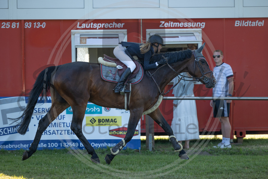 994A3924 | sabrinanicolaifotografie - Realisiert mit Pictrs.com