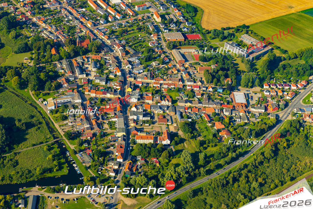 Luftbild Vs Google Maps  Damgarten  Ribnitz-Damgarten -Das Luftbild wurde 2025 vom UL-Flugzeug heraus erstellt ( keine Drohnenluftbilder ) - Hochauflösende Luftaufnahme -Nicht vergleichbar mit Google Maps oder Satelittenbilder- Die Geschenkidee !Mit Lizenz und Bildrechte bestellbar