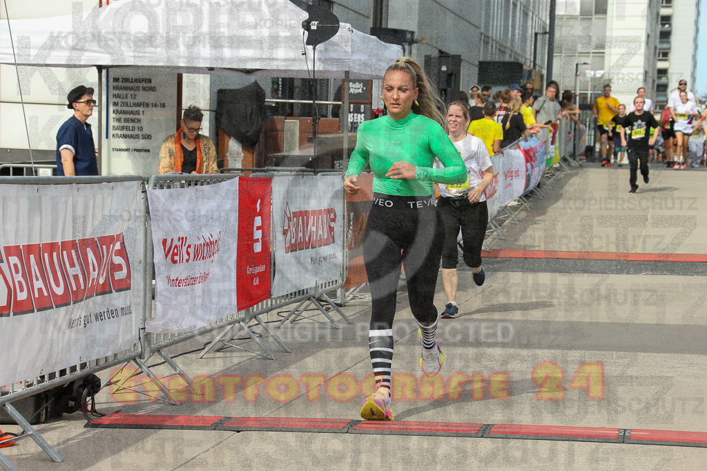 250920_1334_EX1_5555 | Sportfotografie im Rhein-Sieg Kreis, Köln, Bonn, NRW, Rheinland Pfalz, Hessen, etc. Unser Tätigkeitsfeld umfasst den Laufsport vom Volkslauf über den Marathon, Duathlon, Triathon bis zum Ultralauf wie Kölnpfad Ultra oder Schindertrail.