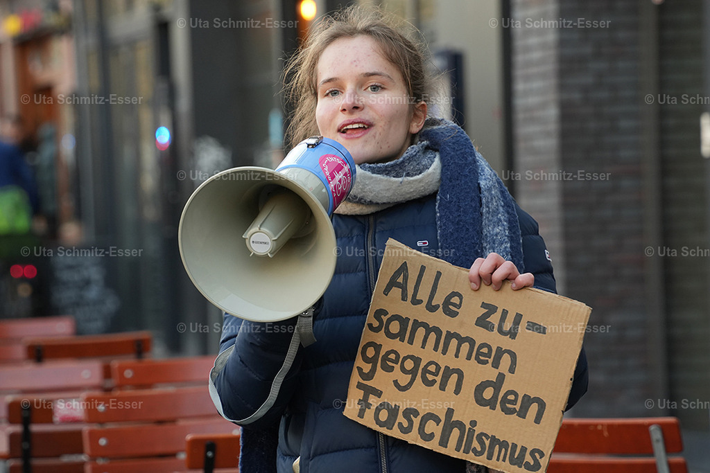 gegen-rechts_08 | CEUS Design - Realisiert mit Pictrs.com