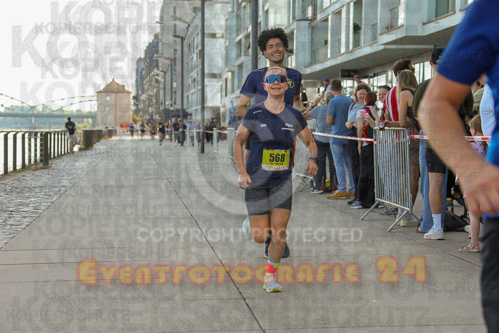 250920_1445_EX1_7445 | Sportfotografie im Rhein-Sieg Kreis, Köln, Bonn, NRW, Rheinland Pfalz, Hessen, etc. Unser Tätigkeitsfeld umfasst den Laufsport vom Volkslauf über den Marathon, Duathlon, Triathon bis zum Ultralauf wie Kölnpfad Ultra oder Schindertrail.