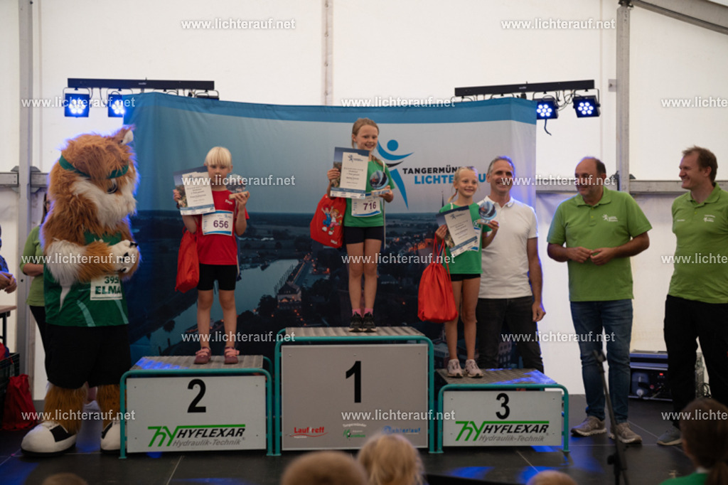 FSC08300 | Lichterlauf  - Realisiert mit Pictrs.com