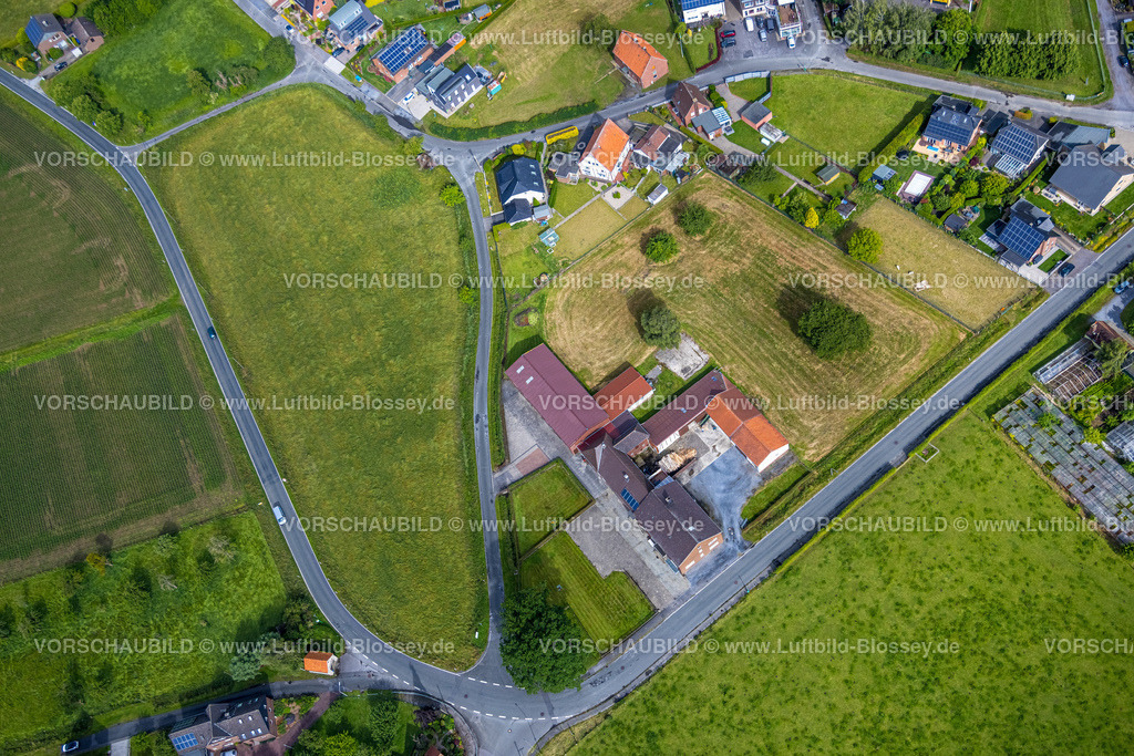 Hamm220602222 | Luftbild, Ortsansicht Osttünnen und landwirtschaftlicher Betrieb, Rhynern, Hamm, Ruhrgebiet, Nordrhein-Westfalen, Deutschland