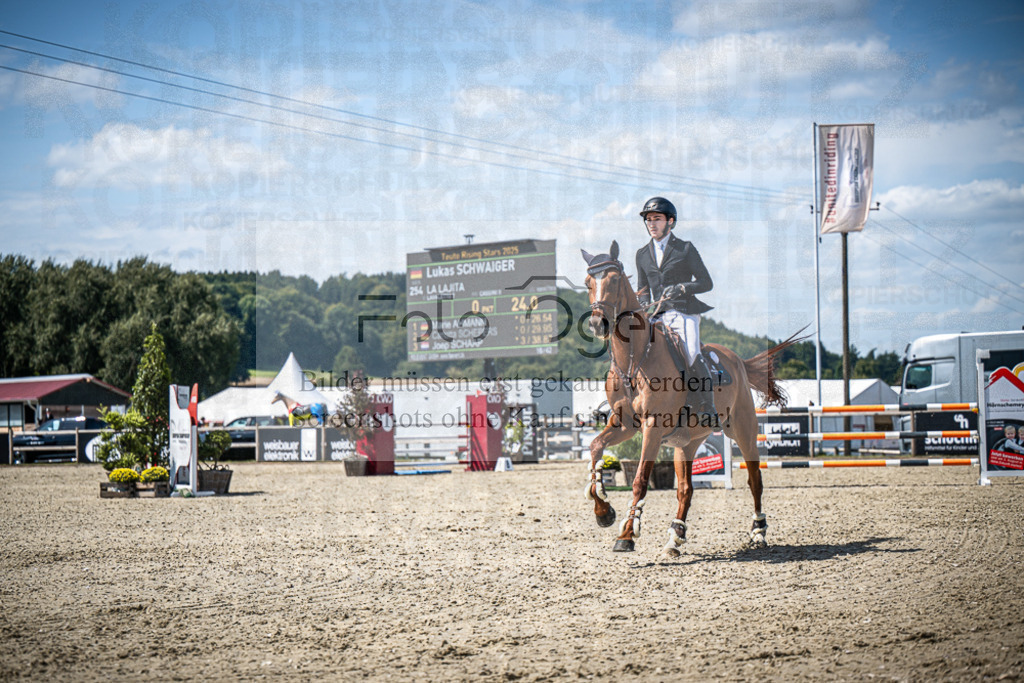 DOS_4327 | Entdecke hochwertige Reitturnierfotos von Foto Oger. Professionell, emotional und authentisch – jetzt Lieblingsmomente im Shop bestellen.Deutschlandweite Turnierfotografie. - Realisiert mit Pictrs.com