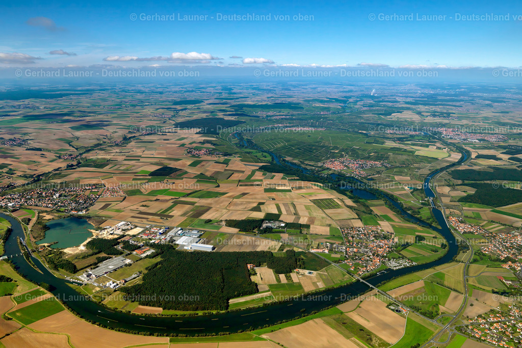2784825 | Fränkische Weinlandschaft und Mainschleife zw. Dettelbach und Volkach