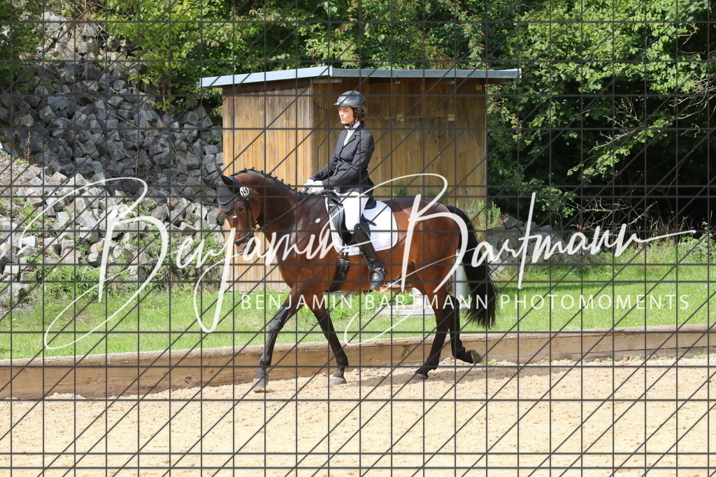 AZ2A2422 | Benjamin Bartmann Photomoments