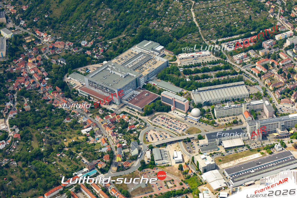 Die Luftaufnahme Jena-Süd - Jena wurde 2022 vom Flugzeug aus (keine Drohne) erstellt. Hohe Auflösung -für große Poster und Wandbilder geeignet - Garantiert!