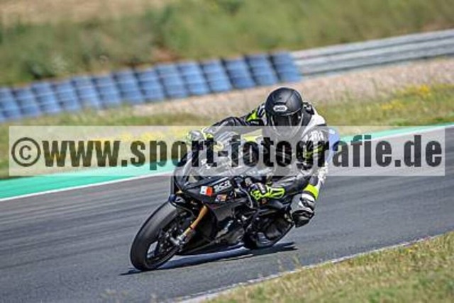 spof4233 | Professionelle Fotos von Sportveranstaltungen, aber auch Hochzeiten und anderen Events. - Realisiert mit Pictrs.com