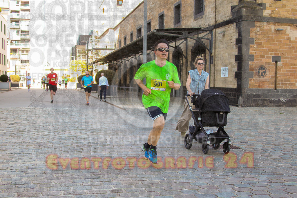 240921_1323_EV4_8072 | Sportfotografie im Rhein-Sieg Kreis, Köln, Bonn, NRW, Rheinland Pfalz, Hessen, etc. Unser Tätigkeitsfeld umfasst den Laufsport vom Volkslauf über den Marathon, Duathlon, Triathon bis zum Ultralauf wie Kölnpfad Ultra oder Schindertrail.