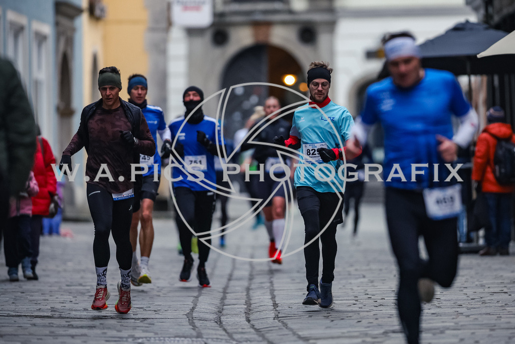 SILVESTERLAUF LINZ 25 | Linz, AUSTRIA, 31. Dezember 25, TRIRUN SILVESTERLAUF LINZ 25 , Image shows: 
Photo: WAPICS / BINDER Manuel