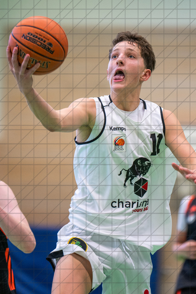 JBBL Vorrunde Gruppe 2 25/26 | Spieltag 01 | Charisma Young Bulls vs. Rasta Vechta | 12.10.25: JBBL Vorrunde Gruppe 2 25/26 | Spieltag 01 | Charisma Young Bulls vs. Rasta Vechta / Osnabrück / Deutschland  //   CREDIT:www.bullenfotos.de, Martin König, Hörner Weg 40, D-49078 Osnabrück, +4917663732967 // Nutzung und Weitergabe nur zu den vereinbarten Zwecken. Presseanfragen an Ersteller. Alle Rechte beim Ersteller. Honorierung nach MFM. - Realisiert mit Pictrs.com