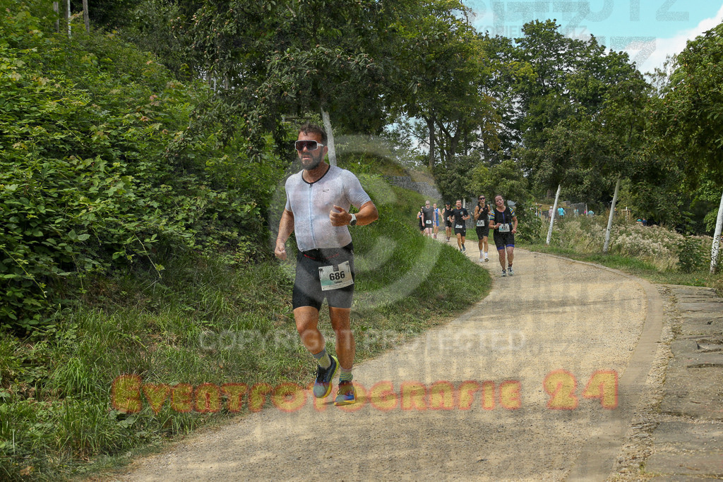 250824_1416_EX1_5612 | Sportfotografie im Rhein-Sieg Kreis, Köln, Bonn, NRW, Rheinland Pfalz, Hessen, etc. Unser Tätigkeitsfeld umfasst den Laufsport vom Volkslauf über den Marathon, Duathlon, Triathon bis zum Ultralauf wie Kölnpfad Ultra oder Schindertrail.