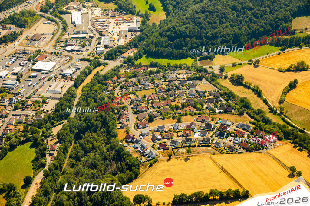 Das Luftbild der Stadt Kirchheim wurde 2022 vom Flugzeug heraus erstellt (keine Drohnen-Aufnahmen) Aufnahmehöhe ca.450 Meter- hohe Bildauflösung und Druck-Qualität. Garantiert!