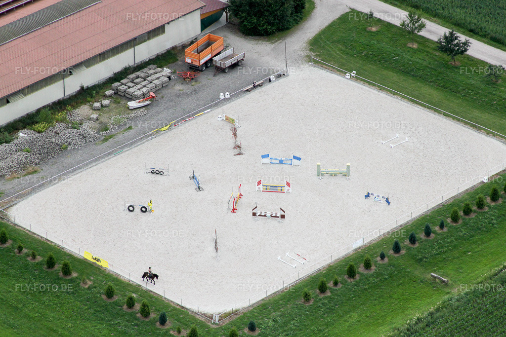 Luftbild: Pflammkuchenhaus im Ortsteil Holzhausen in Rheinau im Bundesland Baden-Württemberg in Deutschland. Foto: IMG_19124.jpg vom 20.06.2009 durch Werner Riehm/FLY-FOTO.de