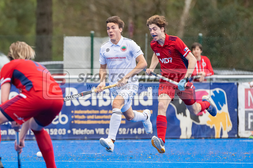 HK_20230422_107171 | 1. Bundesliga Herren Crefelder HTC - Düsseldorfer HC am 22.4.2023 Krefelder HTC ( CHTC ), Krefeld , Acosta Nicolas ( Crefelder HTC #25 ) , Eickhoff Fritz ( Düsseldorfer HC #2 )