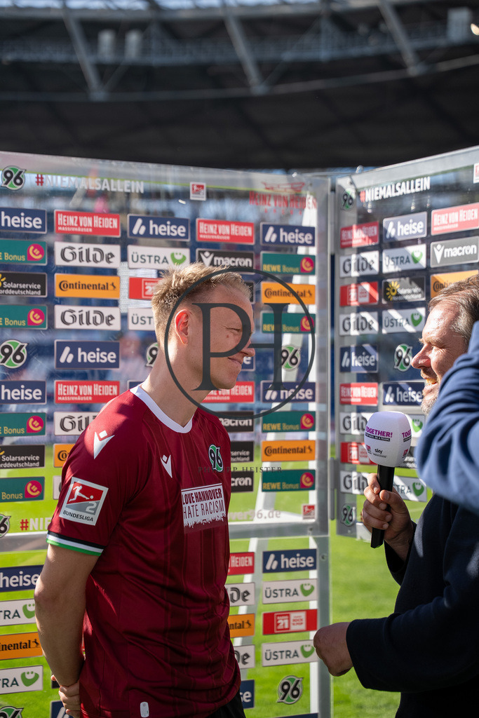 Hannover 96 vs 1. FC Magdeburg – 2. Bundesliga – 29.03.2025 | Szene aus dem 2. Bundesliga-Spiel des 27. Spieltags zwischen Hannover 96 und dem 1. FC Magdeburg am 29. März 2025 in der Heinz von Heiden Arena in Hannover. Endstand: 0:0. Fotografiert von Philipp Heist. - Realisiert mit Pictrs.com